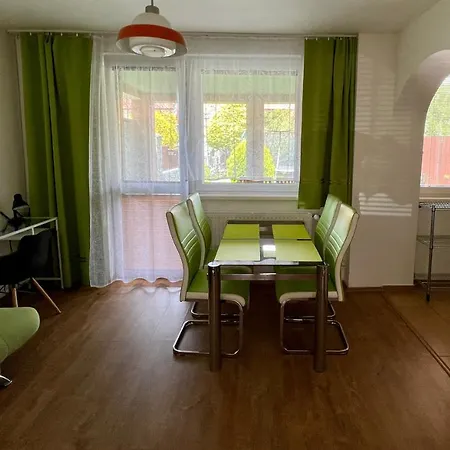 Ubytovani Lägenhet *